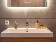 Altbautraum neu renoviert 3 Zimmer Wohnung inkl. Einbauküche