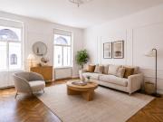 Altbauwohnung in Innenstadt | Balkon | Erstbezug nach...