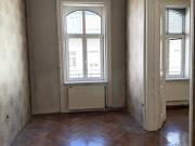 AltbauWohnung ist absoluter Bestlage Erstbezug nach...