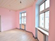Altbauwohnung mit 56 m² zum Sanieren ruhige Lage in...