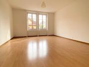 Altbauwohnung mit Balkon