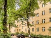 Altbauwohnung mit Balkon und Grünblick in Schmargendorf...