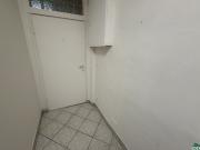 Altbauwohnung mit Potenzial im EG 1 Zimmer,...