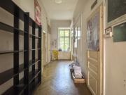 ALTBAUWOHNUNG MIT VIEL POTENTIAL BEIM AUGARTEN