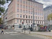 ALTBAUWOHNUNG MIT VIEL POTENZIAL! Sanierungsbedürftige 4...