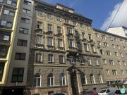 Altbauwohnung plus Gartenmitbenützung / Stadt und...