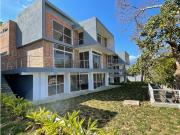 Alto Hatillo / Lagunita Se Vende casa 900 m2+280m2...