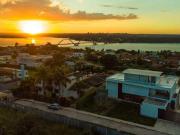 ALTO PADRÃO LAGO SUL QI 26 CASA MINIMALISTA FACHADA COM...