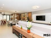 Alto Padrão no Campo Comprido: 4 Suítes, Terraço Amplo e...