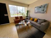 Altos de Juriquilla Casa con 3 recamaras, roof, sala de...