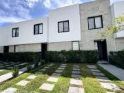 Altos de Juriquilla casa de 3 recamaras en VENTA RAH1753