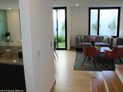 Altos de Juriquilla casa dentro de privada en REVENTA RAH5