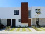 Altos de Juriquilla casa nueva en VENTA RAH3138