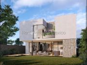 Altozano Casa con 4 recámaras, cuarto de servicio, área...