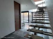 Altozano Casa, cuarto de servicio, 4 recamaras, sala de...