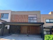 Altozano casa de 3 recamaras en VENTA RAH1596