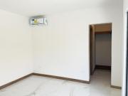 CASA EN VENTA EN ALTOZANO CON RECAMARA EN PLANTA BAJA,...