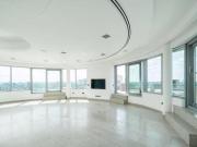 Altura Tower, Bridges Court Road, 3 Bedroom Penthouse