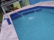 Aluga casa com piscina em Itanhaem