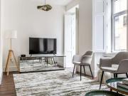 Aluga se apartamento de 2 quartos em Algés, Lisboa