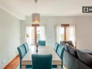 Aluga se apartamento de 2 quartos na Amadora