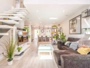 Aluga se apartamento estúdio duplex próximo à Av....