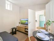 Aluga se apartamento T1 em Cascais