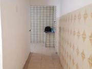 Aluga se casa plana de 02 quartos no bairro são joão do...