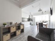 Aluga se quarto, apartamento T10, Saldanha, Lisboa