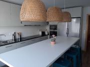 Aluga se quarto em apartamento com 10 quartos no Porto