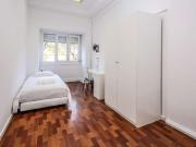 Aluga se quarto em apartamento de 11 quartos em Arroios,...