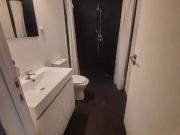 Aluga se quarto em apartamento de 5 quartos em Lisboa,...