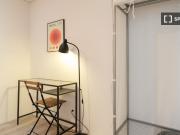 Aluga se quarto em apartamento de 5 quartos no Porto