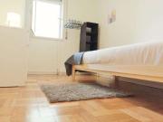 Aluga se quarto em apartamento de 8 quartos na Boavista,...