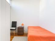 Aluga se quarto em apartamento T3 em Entrecampos, Lisboa