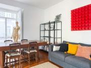 Aluga se quarto em apartamento T4 em Alcântara, Lisboa