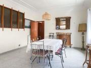 Aluga se quarto em apartamento T5 em Oeiras