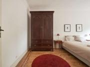 Aluga se quarto em apartamento T7 no Areeiro, Lisboa