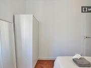 Aluga se quartos em apartamento de 9 quartos em Lisboa