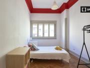 Alugam se quartos em apartamento de 11 quartos no...