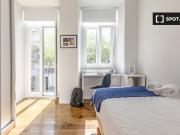 Alugam se quartos numa residência na Av. Novas, Lisboa