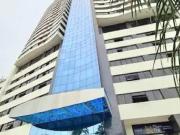 Alugo 2/4, 1 suíte e varanda Mobiliado no Garibaldi...