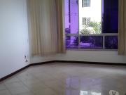 Alugo AP. 2 4, sala, garagem no Campo Grande em SSA. BA...