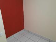 Alugo Apartamento com 3 dortitorios, com Proprietária