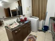 Alugo apartamento com armÃ¡rios planejados e 2 quartos...