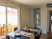 Alugo apartamento T3 numa residência em Vila Nova De