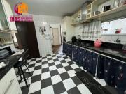 Alugo casa com 375 M2 com espaço Gourmet com...