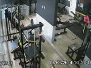 Alugo casa com planejados bairro sim