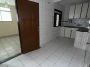 Alugo casa tÃrrea em ItapuÃ£, 2/4 sendo 1 suÃte, Ã³tima...