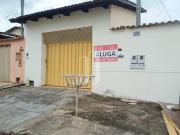 Alugo Casa Térrea com 3/4 sendo 1 suíte no Conjunto...